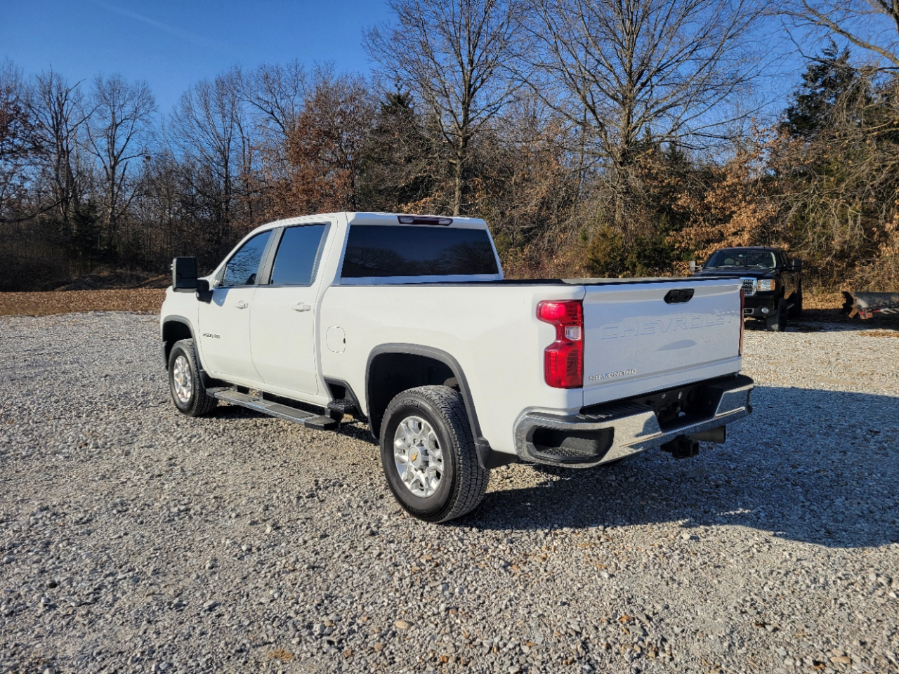 Chevrolet Silverado 2500HD LT Crew Cab 4WD 2024