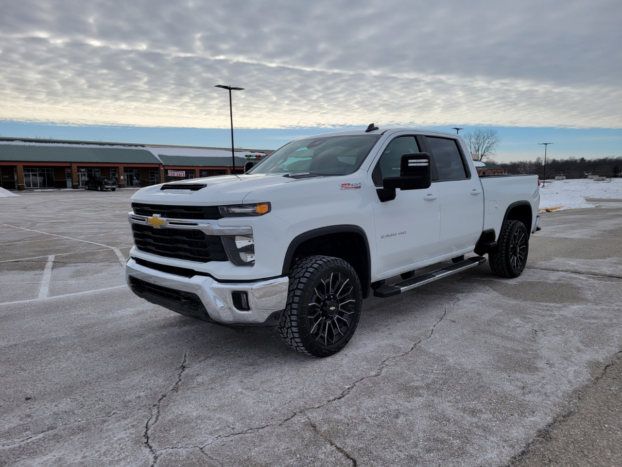 2024 Chevrolet Silverado 2500HD LT Crew Cab Long Box 4WD
