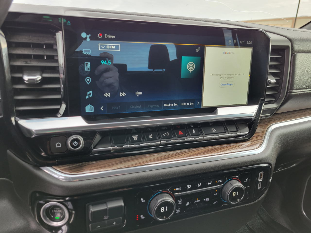 Chevrolet Silverado 2500HD LT Crew Cab Long Box 4WD 2024