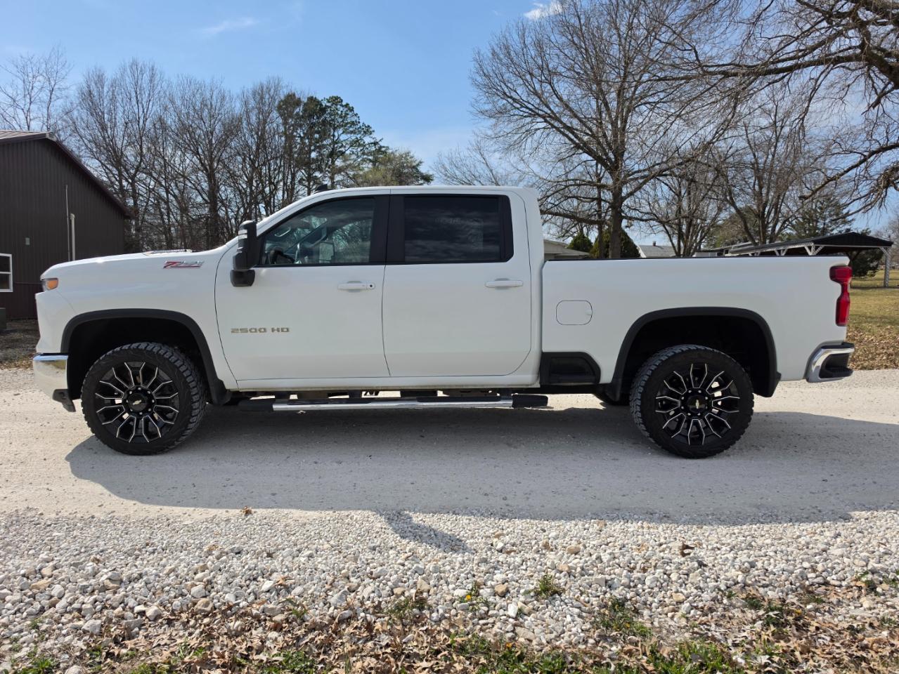 Chevrolet Silverado 2500HD LT Crew Cab Long Box 4WD 2024