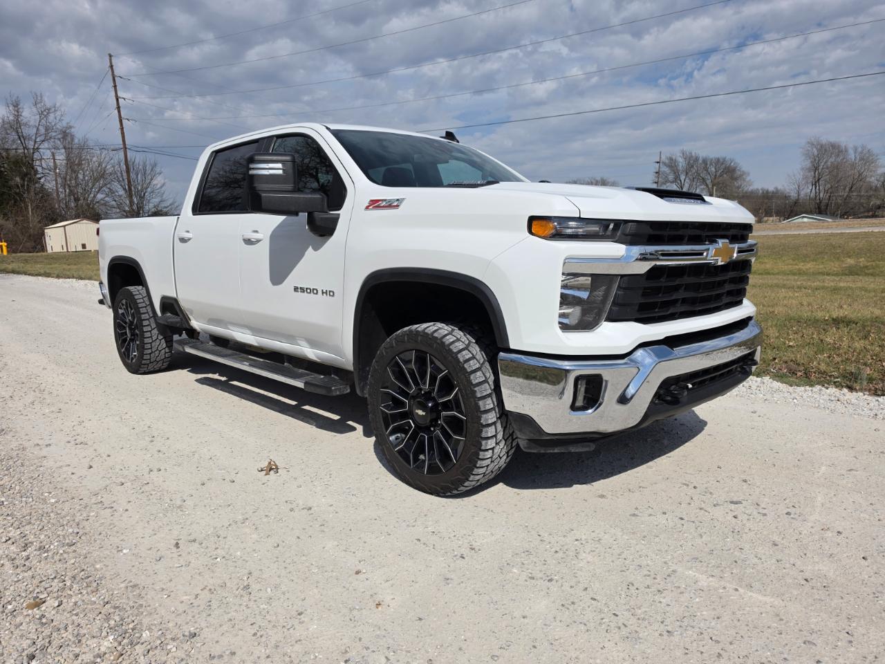 Chevrolet Silverado 2500HD LT Crew Cab Long Box 4WD 2024