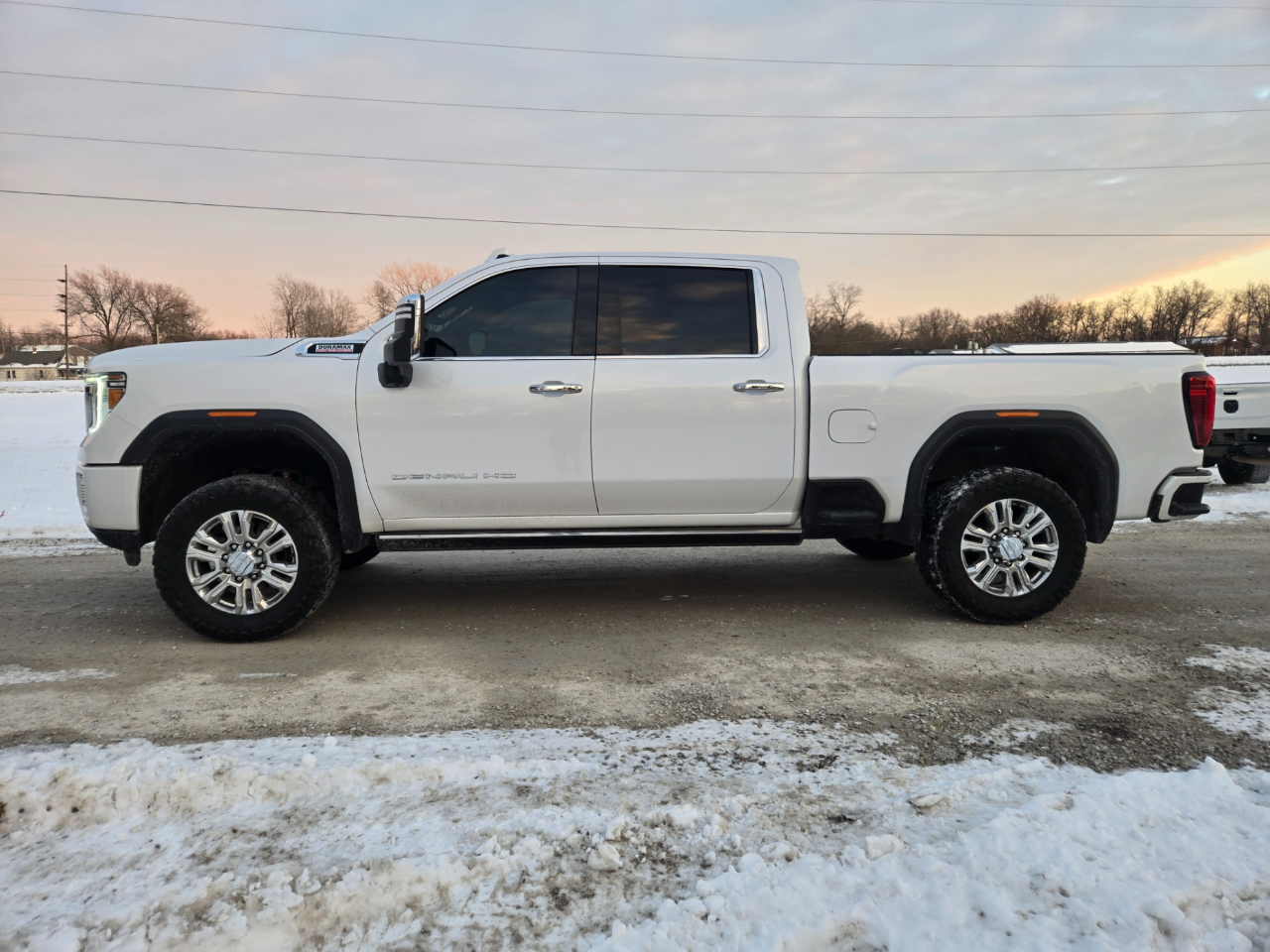 GMC Sierra 2500HD Denali Crew Cab 4WD 2021