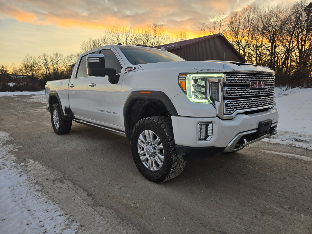 GMC Sierra 2500HD Denali Crew Cab 4WD 2021