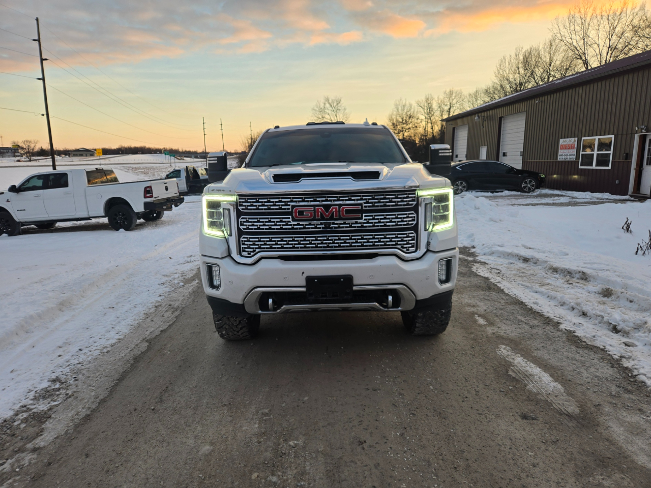 GMC Sierra 2500HD Denali Crew Cab 4WD 2021