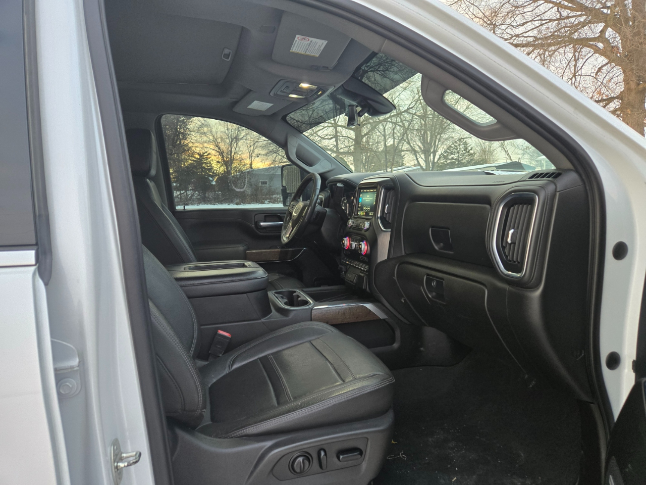 GMC Sierra 2500HD Denali Crew Cab 4WD 2021