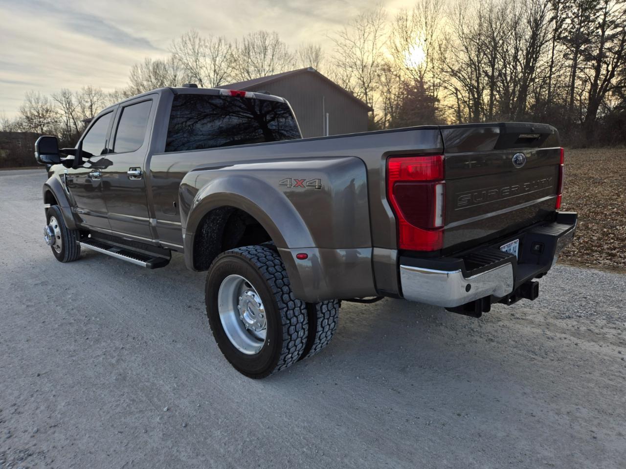 Ford F-450 SD Lariat Crew Cab DRW 4WD 2020