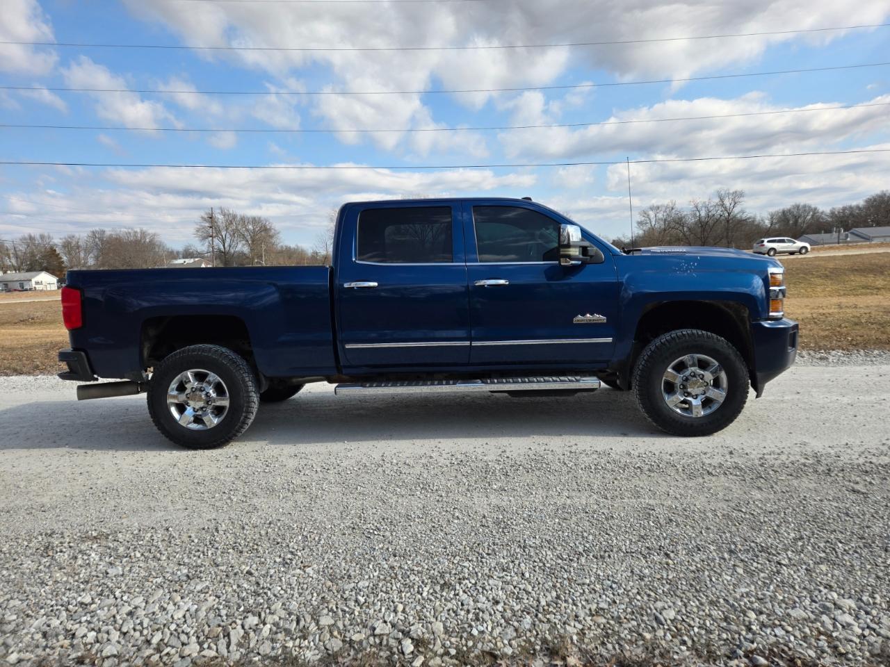 Chevrolet Silverado 2500HD High Country Crew Cab Short Box 4WD 2018