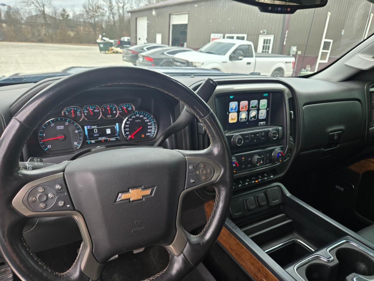 Chevrolet Silverado 2500HD High Country Crew Cab Short Box 4WD 2018