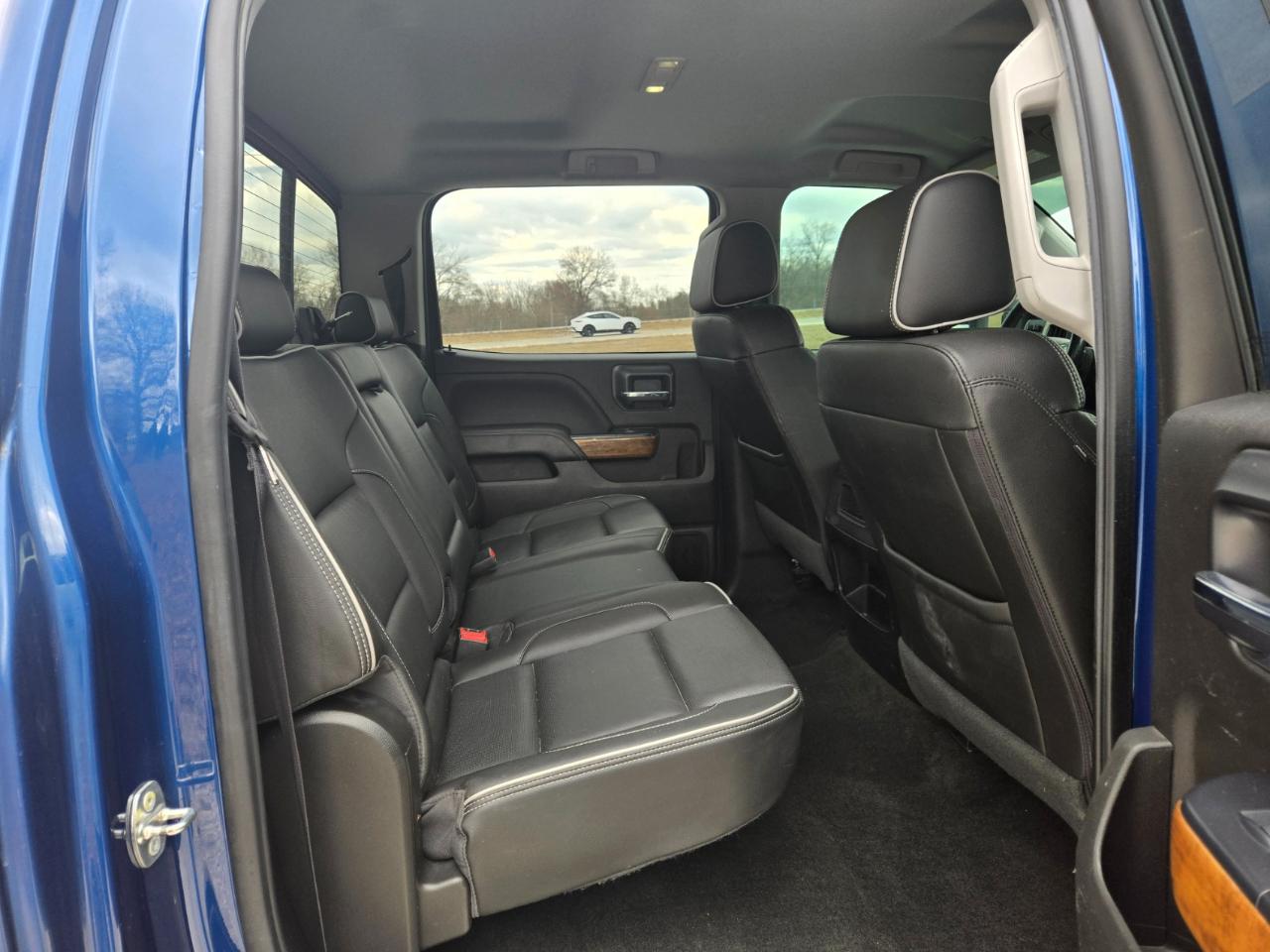 Chevrolet Silverado 2500HD High Country Crew Cab Short Box 4WD 2018