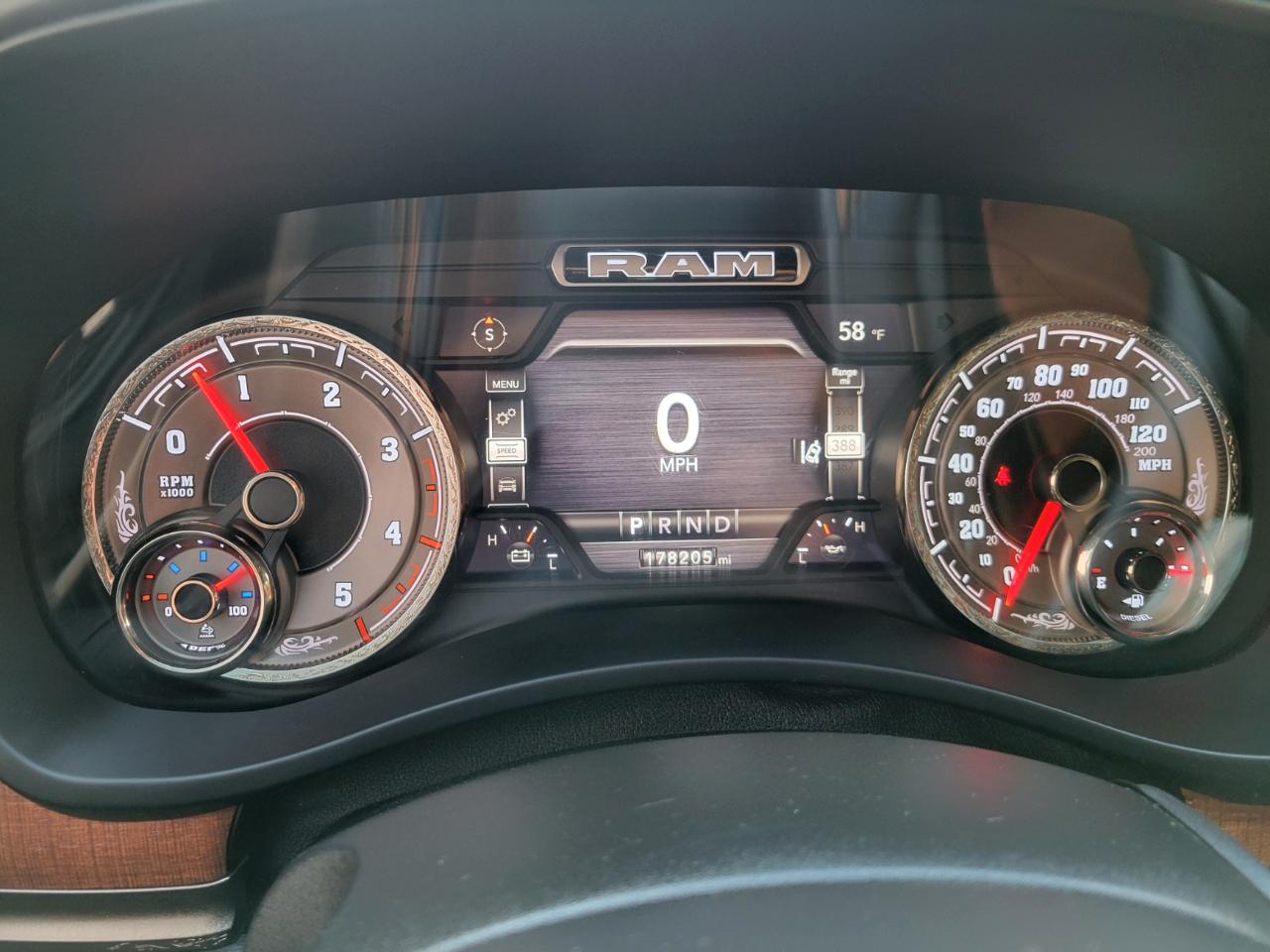 RAM 2500 Longhorn Crew Cab SWB 4WD 2022