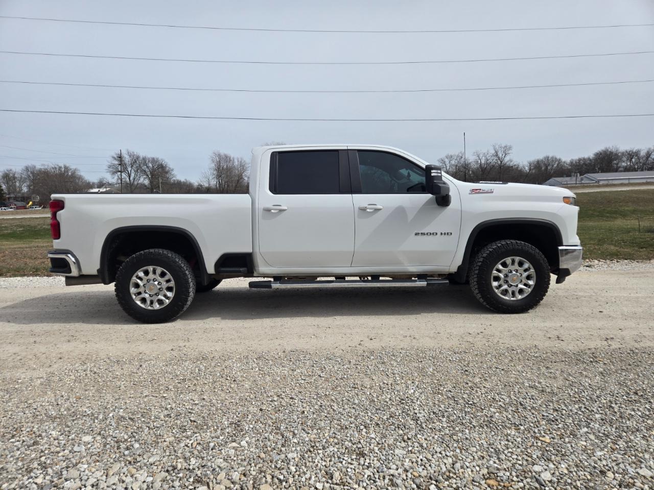 Chevrolet Silverado 2500HD LT Crew Cab 4WD 2024