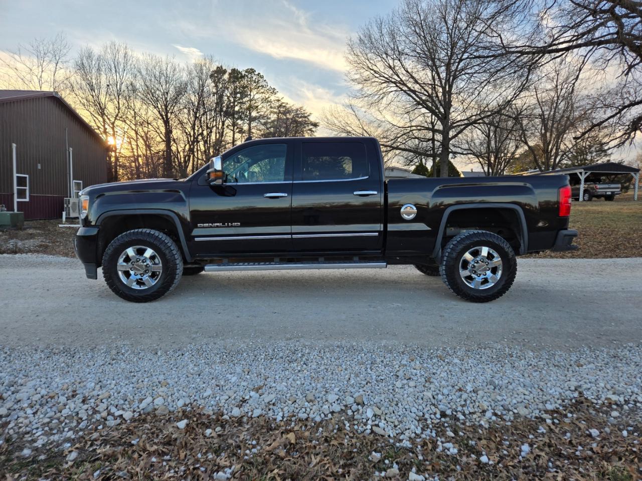 GMC Sierra 2500HD Denali Crew Cab 4WD 2015