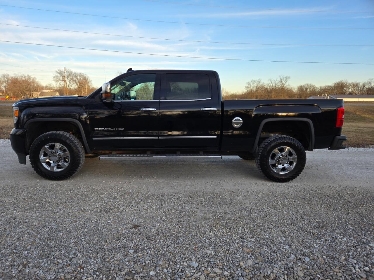 GMC Sierra 2500HD Denali Crew Cab 4WD 2015
