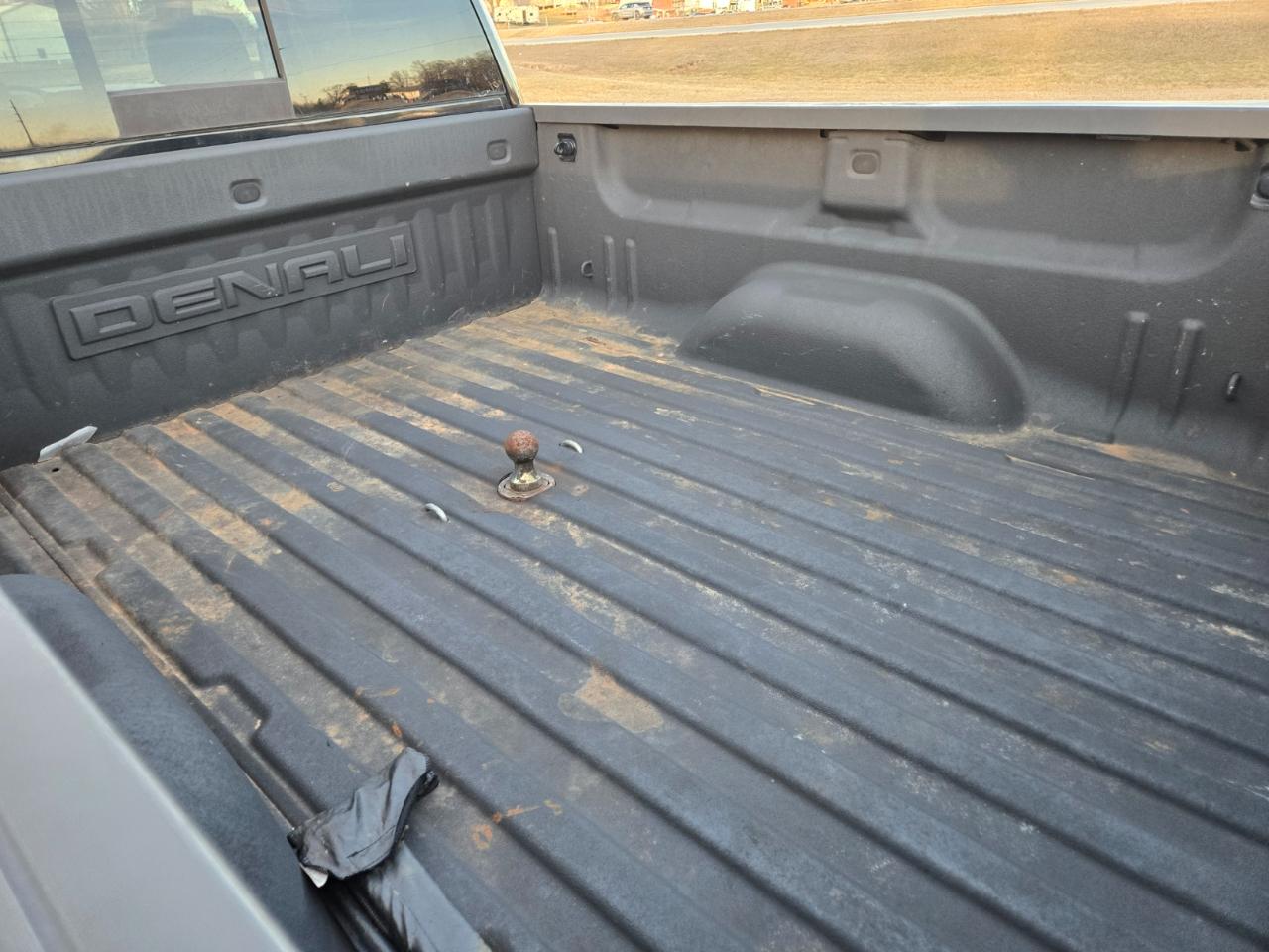 GMC Sierra 2500HD Denali Crew Cab 4WD 2015