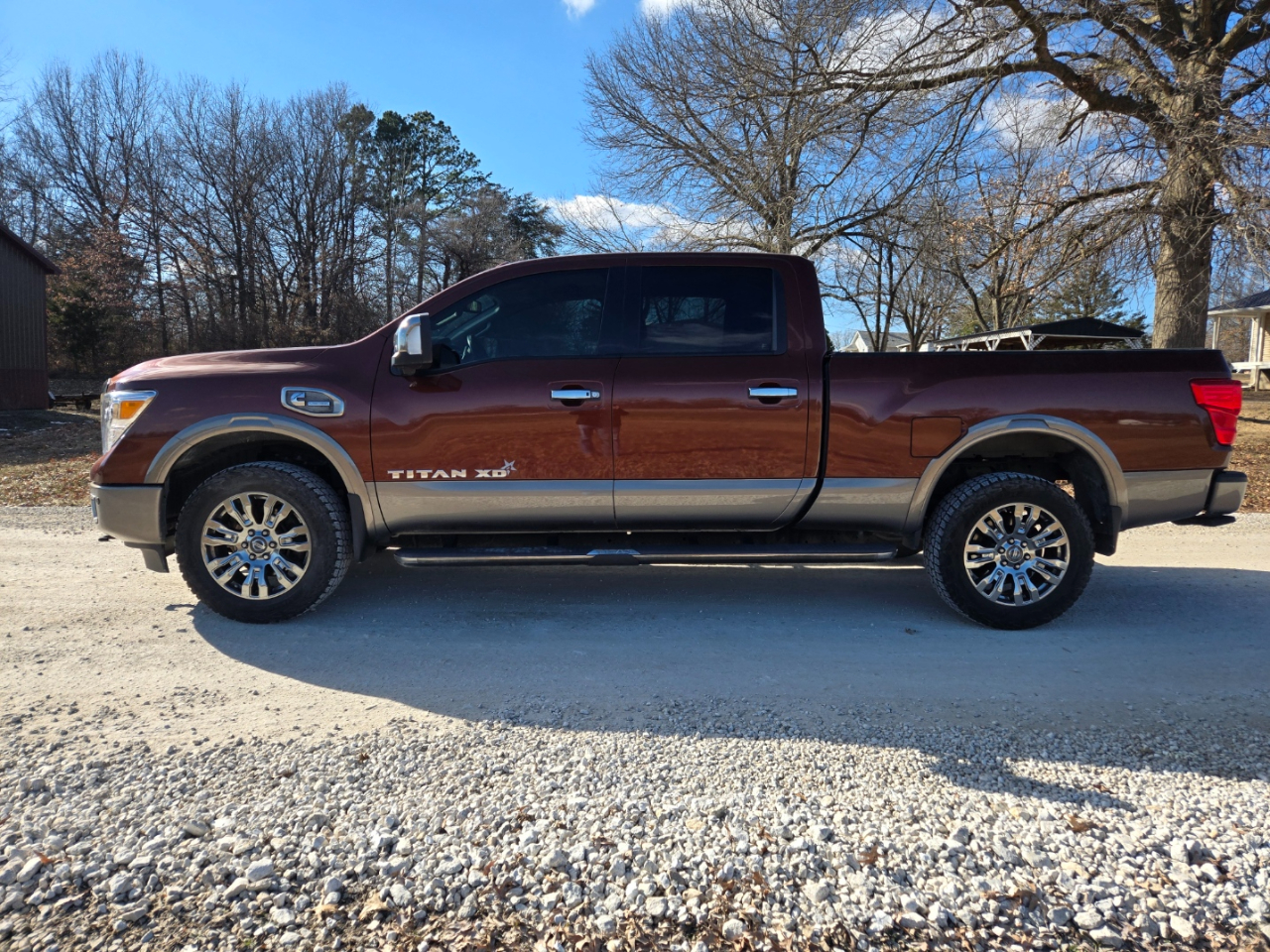 Nissan Titan XD SL 4WD Diesel 2017