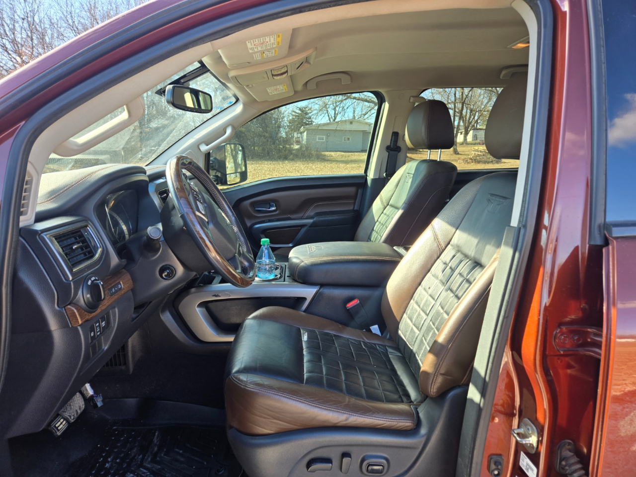 Nissan Titan XD SL 4WD Diesel 2017