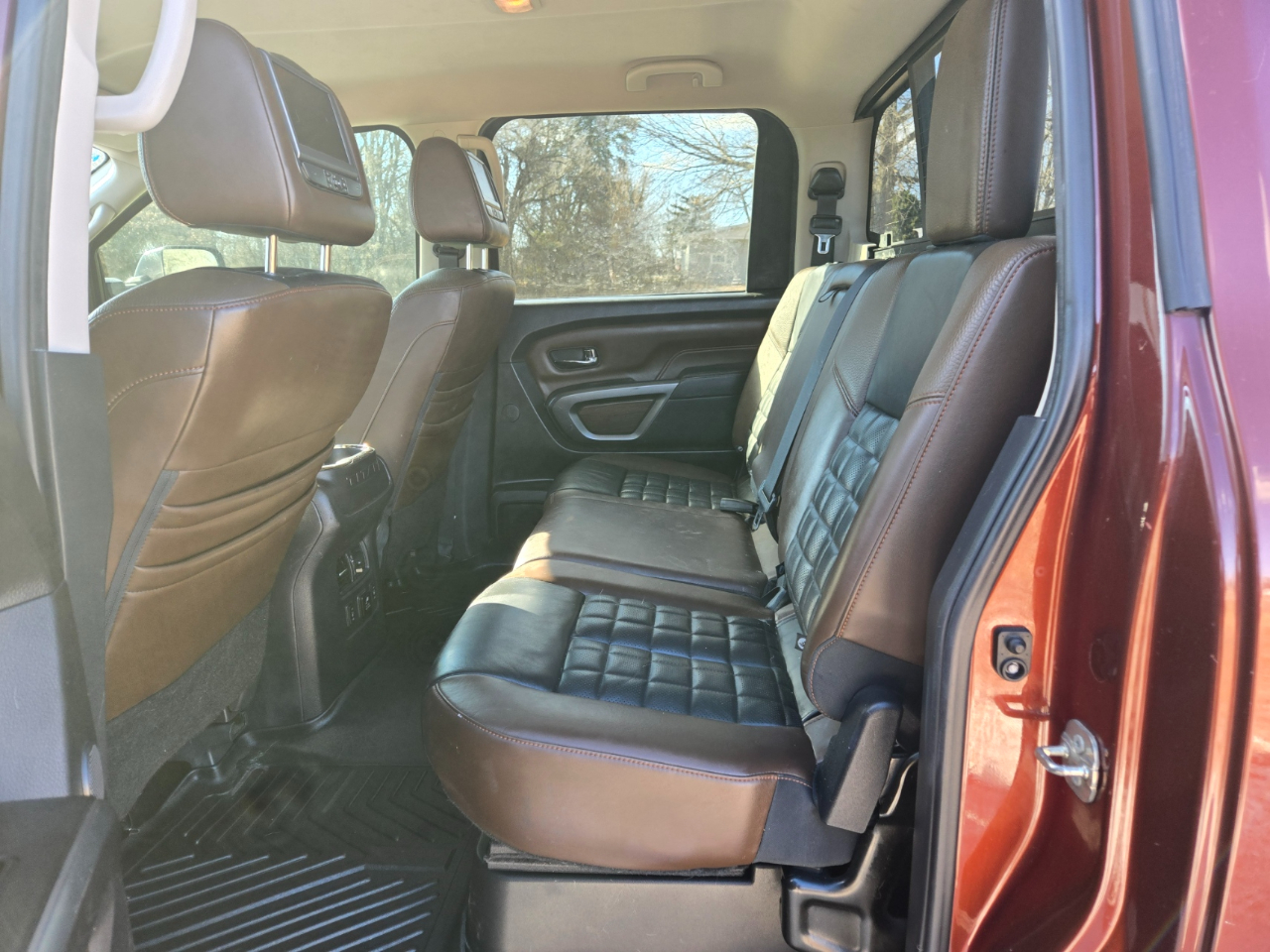 Nissan Titan XD SL 4WD Diesel 2017