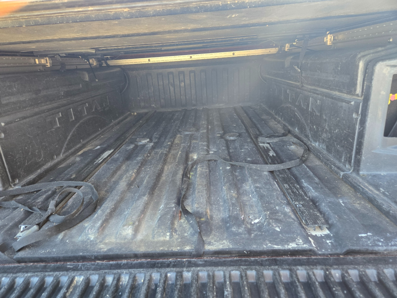 Nissan Titan XD SL 4WD Diesel 2017