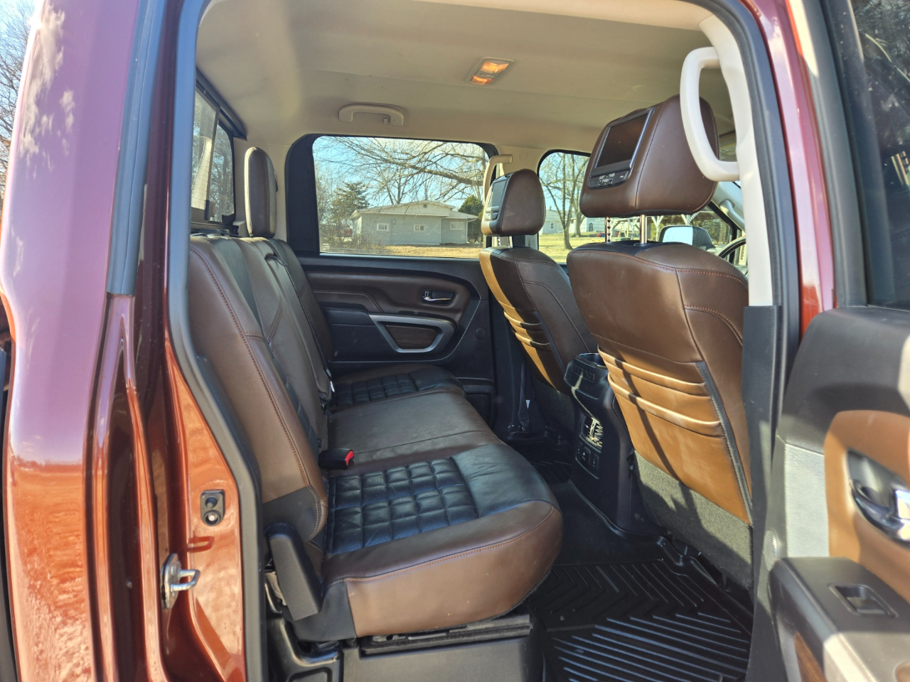 Nissan Titan XD SL 4WD Diesel 2017