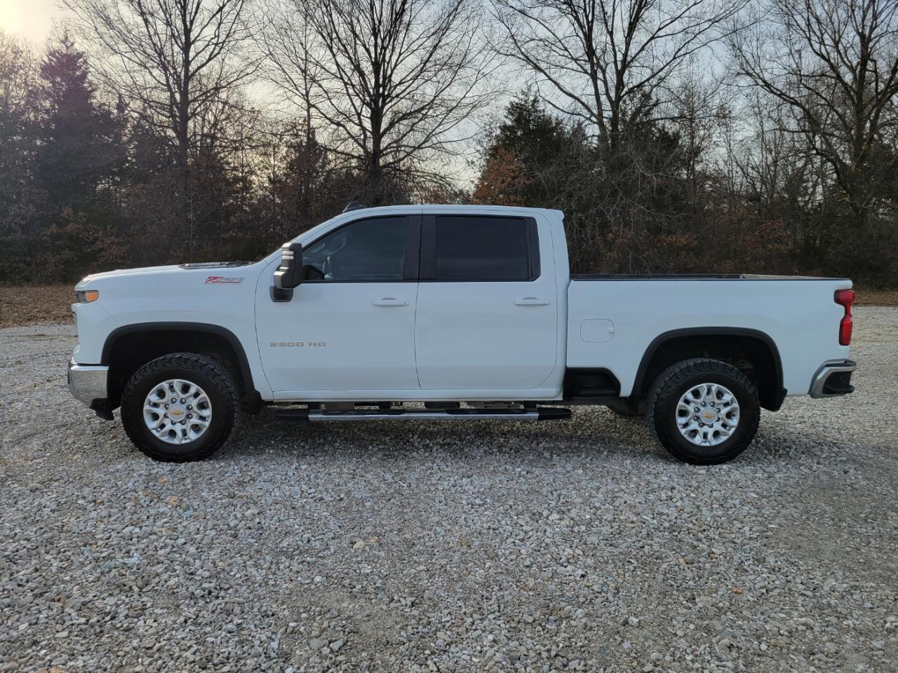 Chevrolet Silverado 2500HD LT Crew Cab 4WD 2024