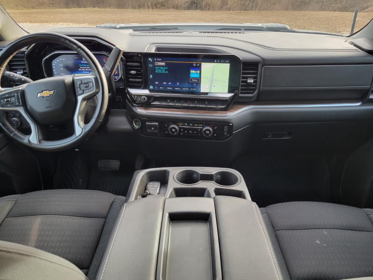 Chevrolet Silverado 2500HD LT Crew Cab 4WD 2024