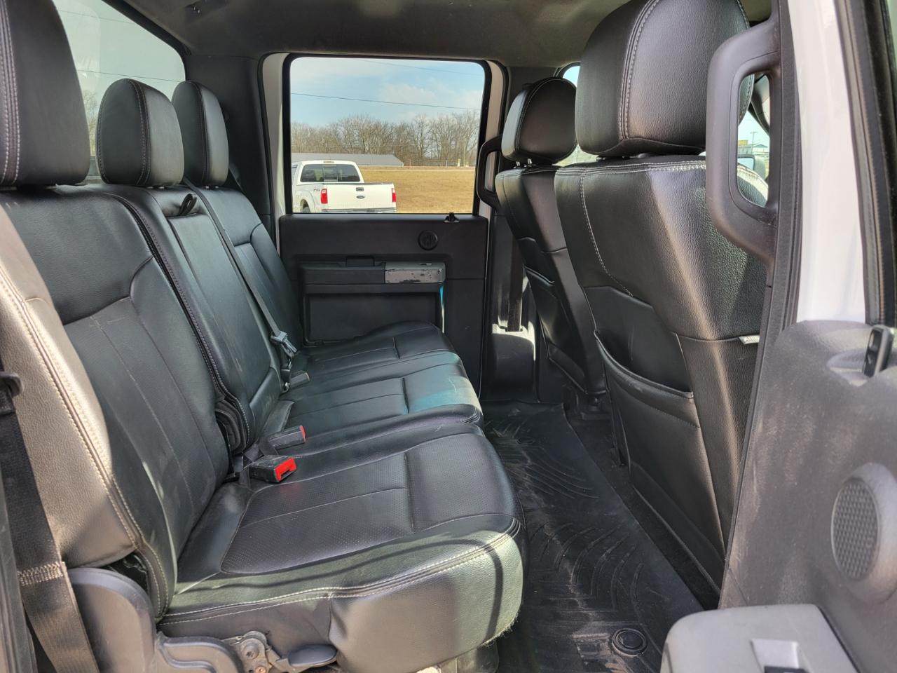 Ford F-350 SD Lariat Crew Cab 4WD 2016