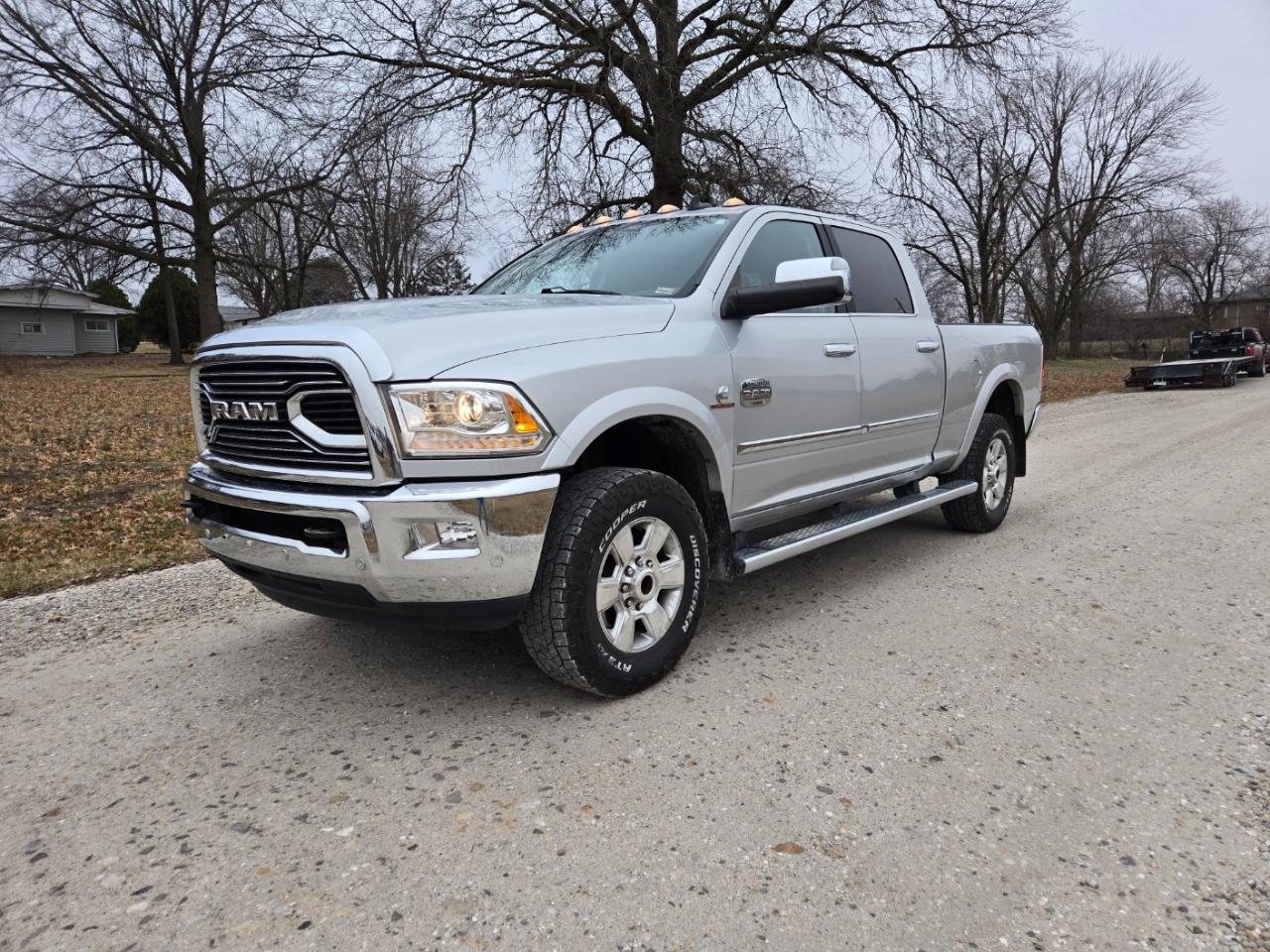 2017 RAM 3500 Laramie Longhorn Crew Cab 4WD