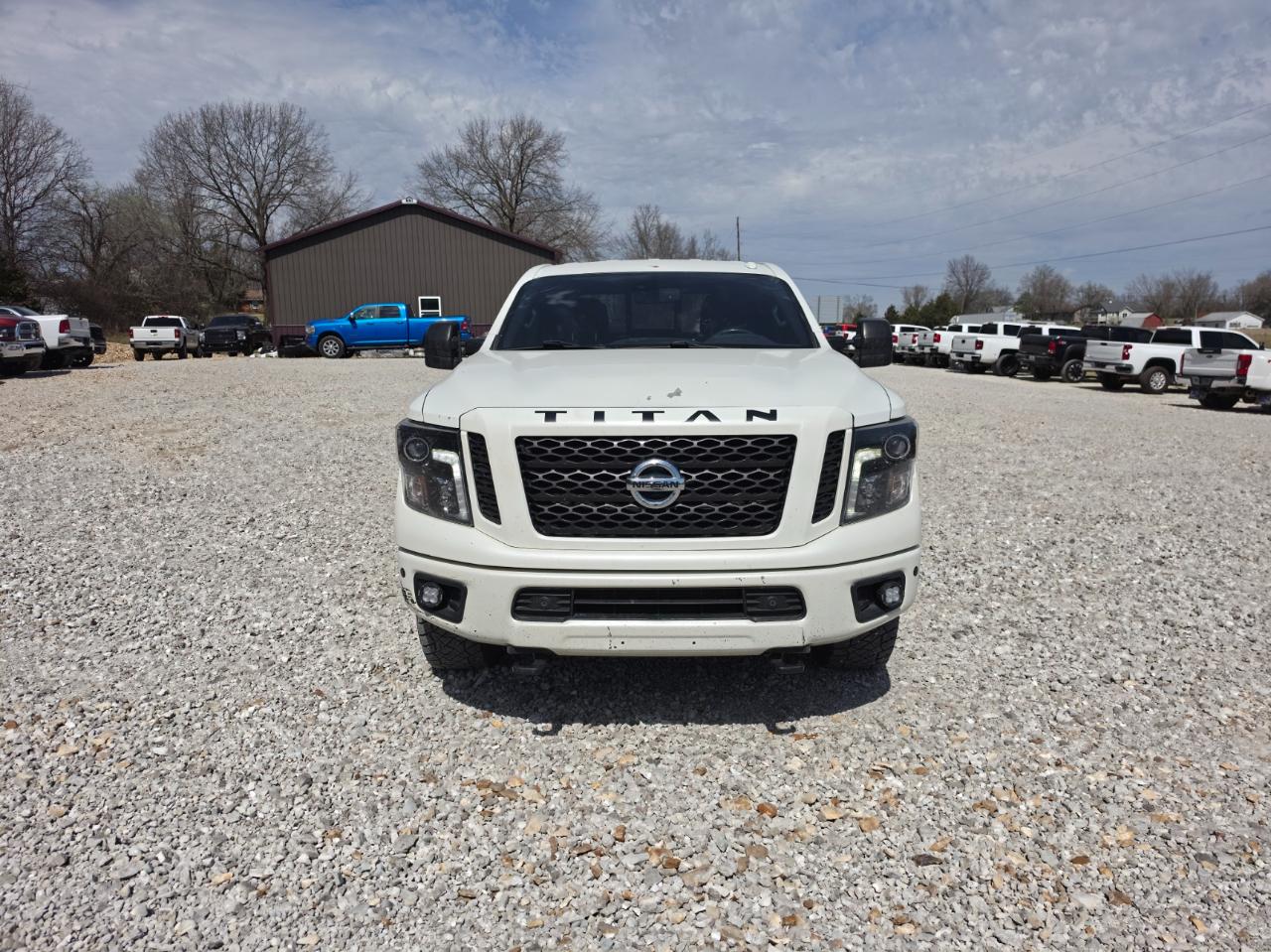 Nissan Titan XD PRO-4X Crew Cab 4WD Diesel 2018