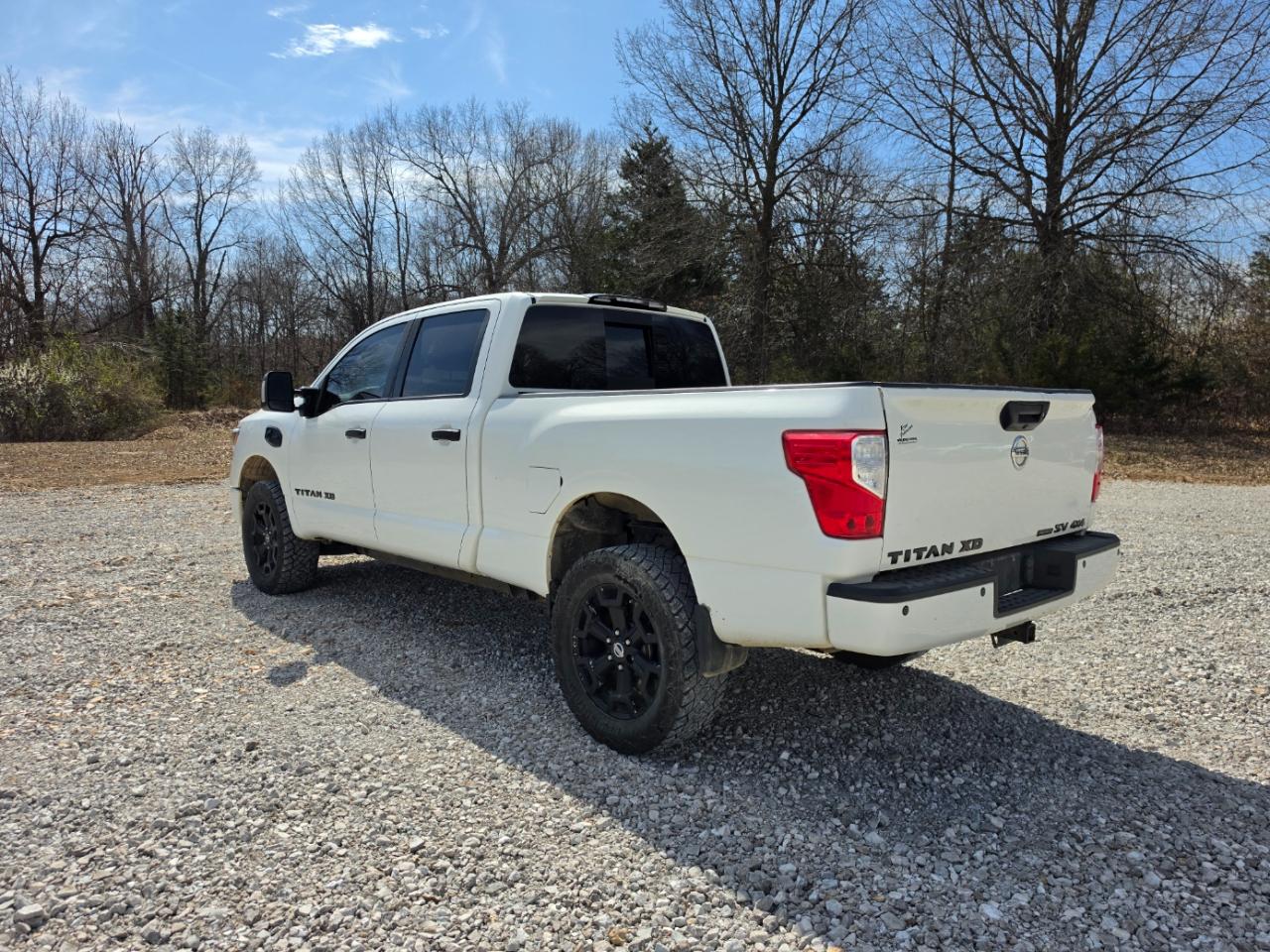 Nissan Titan XD PRO-4X Crew Cab 4WD Diesel 2018