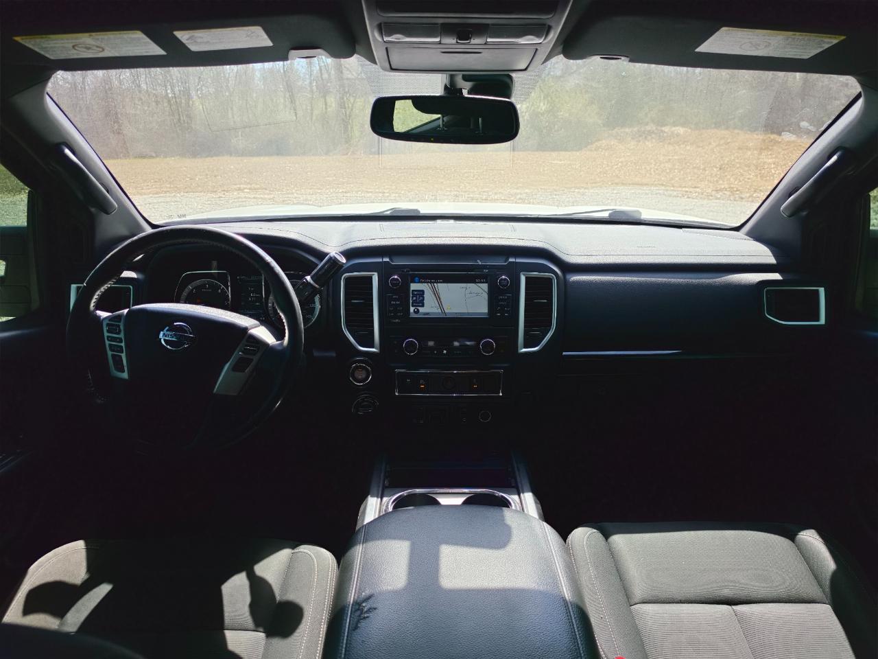 Nissan Titan XD PRO-4X Crew Cab 4WD Diesel 2018