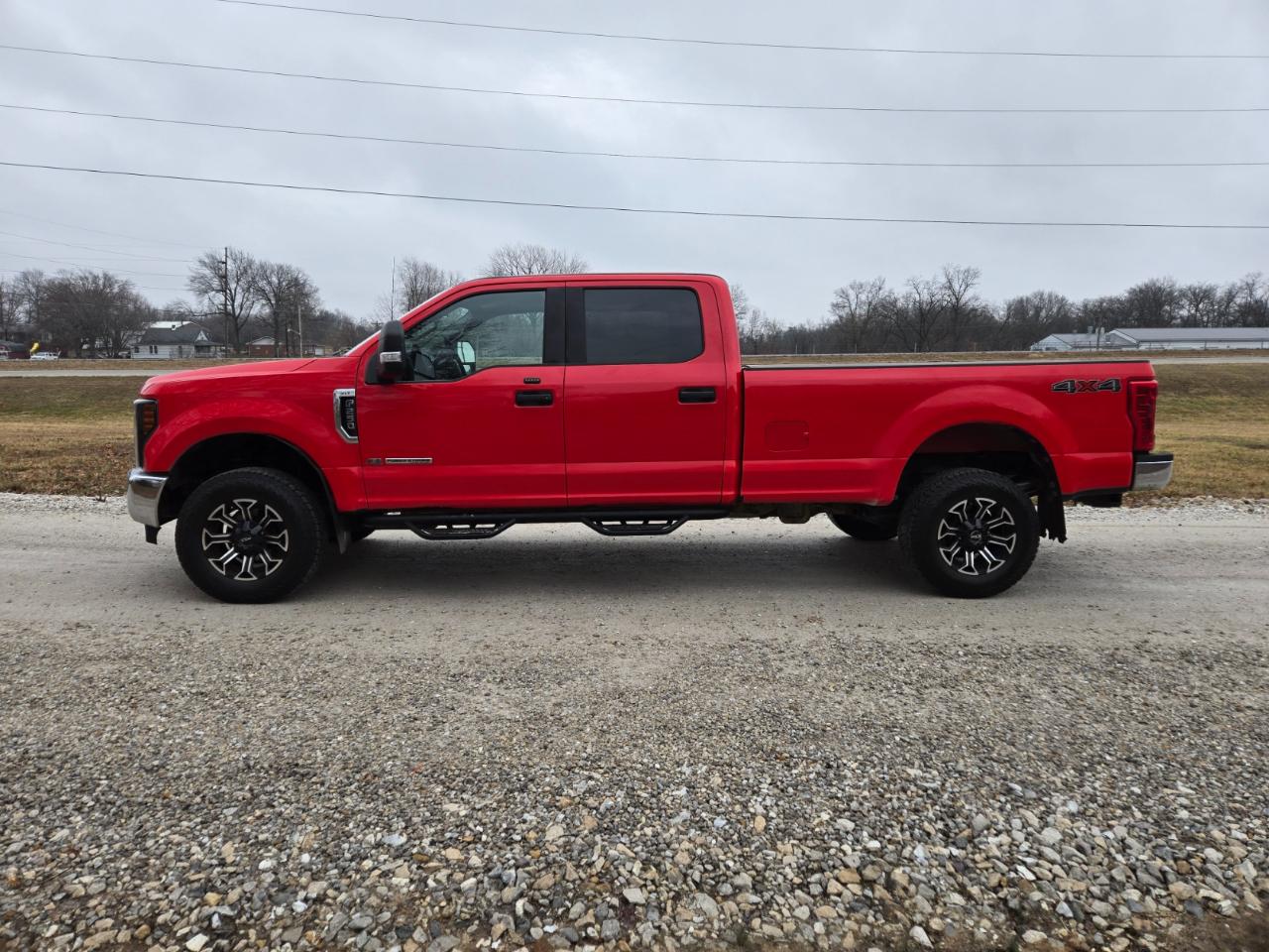Ford F-250 SD XLT Crew Cab Long Bed 4WD 2019