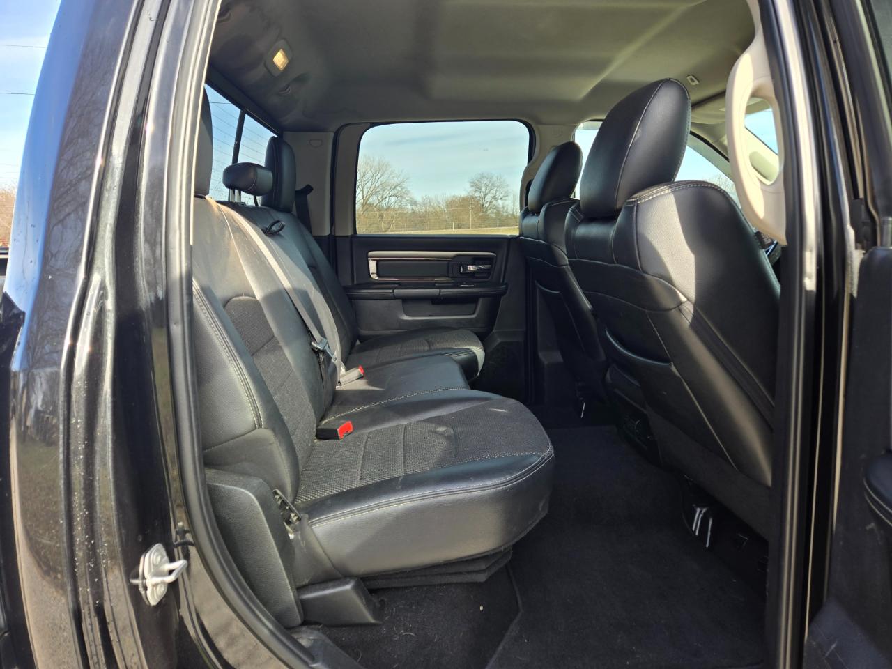 RAM 3500 Big Horn Crew Cab SWB 4WD 2018