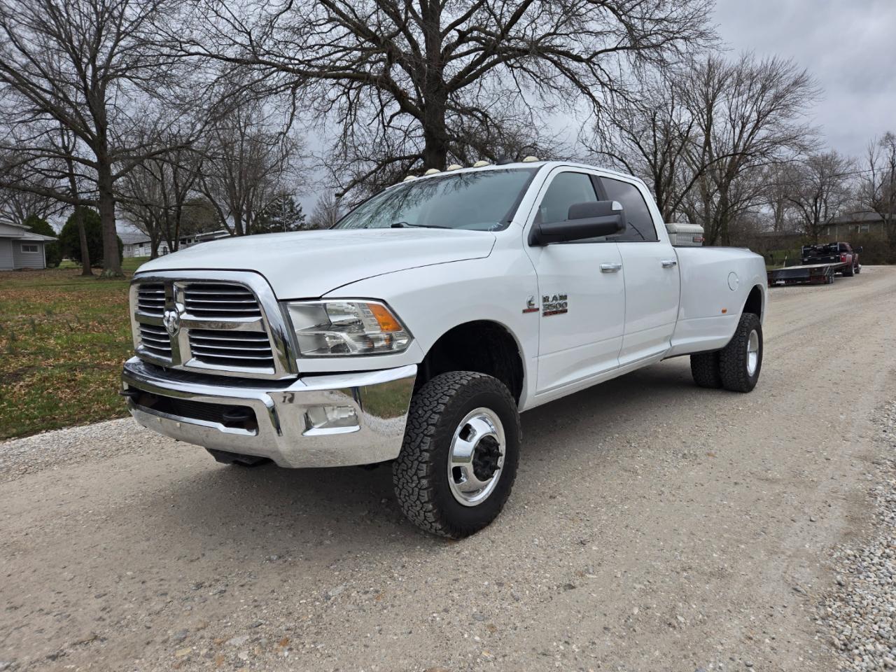 2013 RAM 3500 SLT Crew Cab LB DRW 4WD