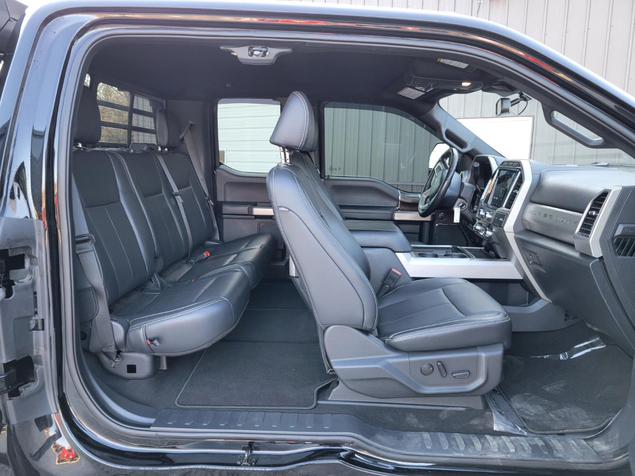 Ford F-350 SD Lariat SuperCab 4WD 2022