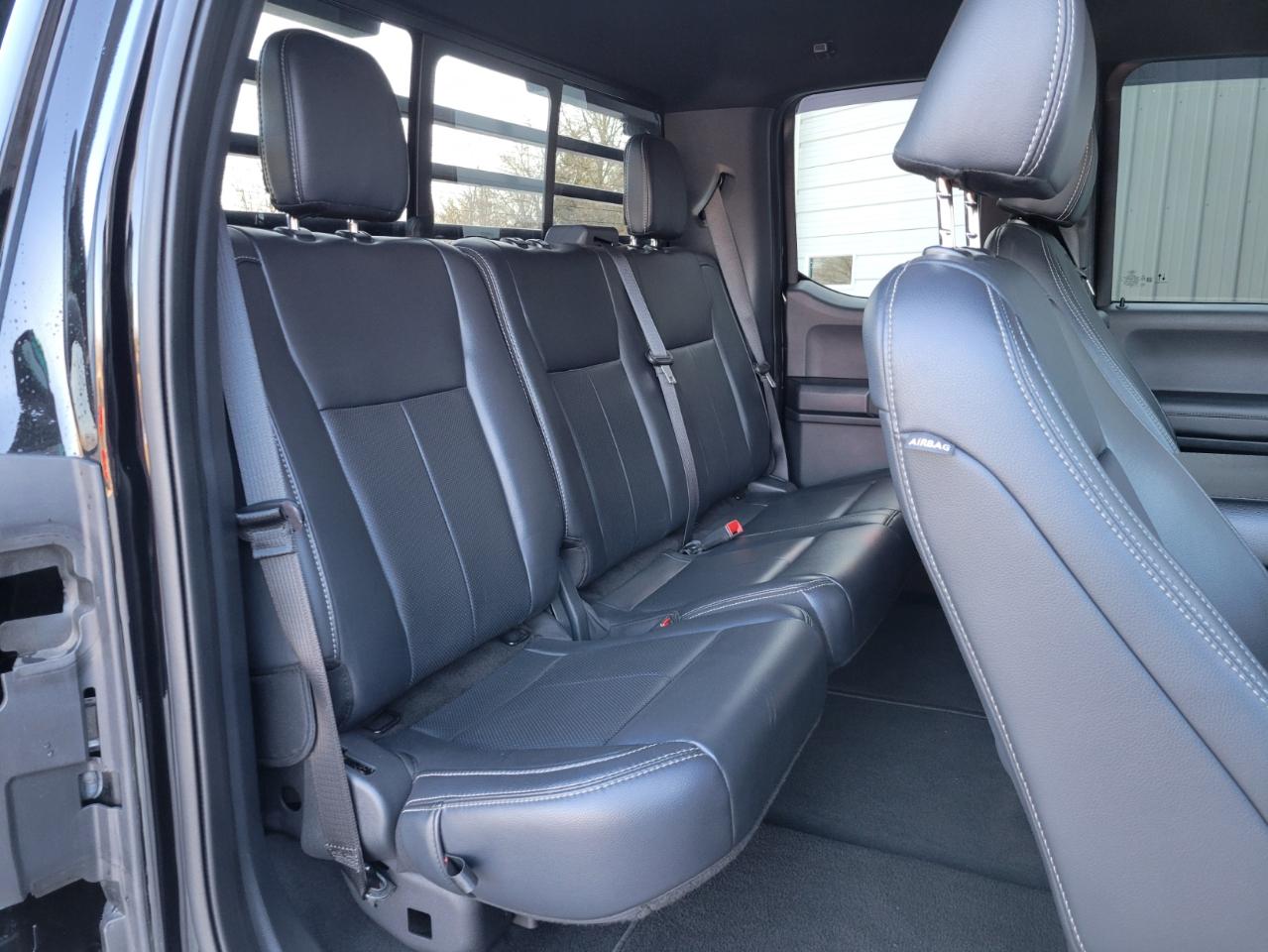 Ford F-350 SD Lariat SuperCab 4WD 2022