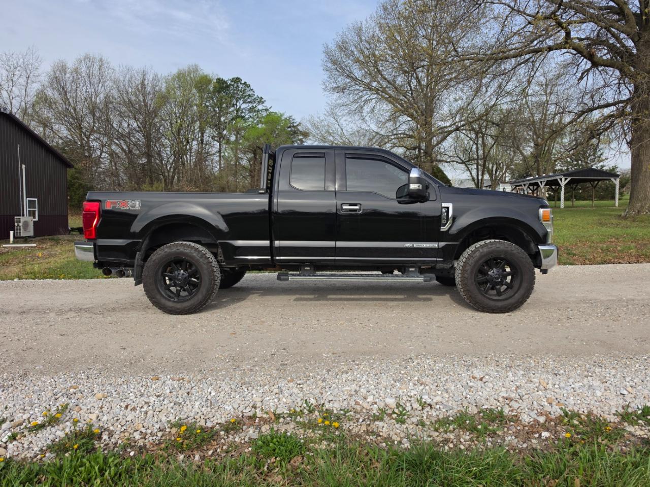 Ford F-350 SD Lariat SuperCab 4WD 2022