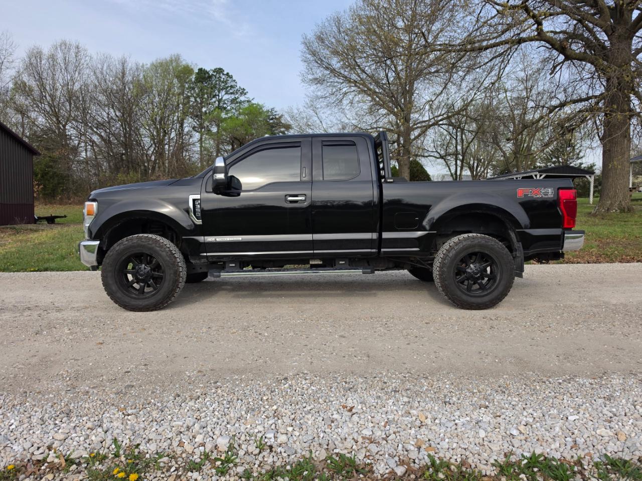 Ford F-350 SD Lariat SuperCab 4WD 2022