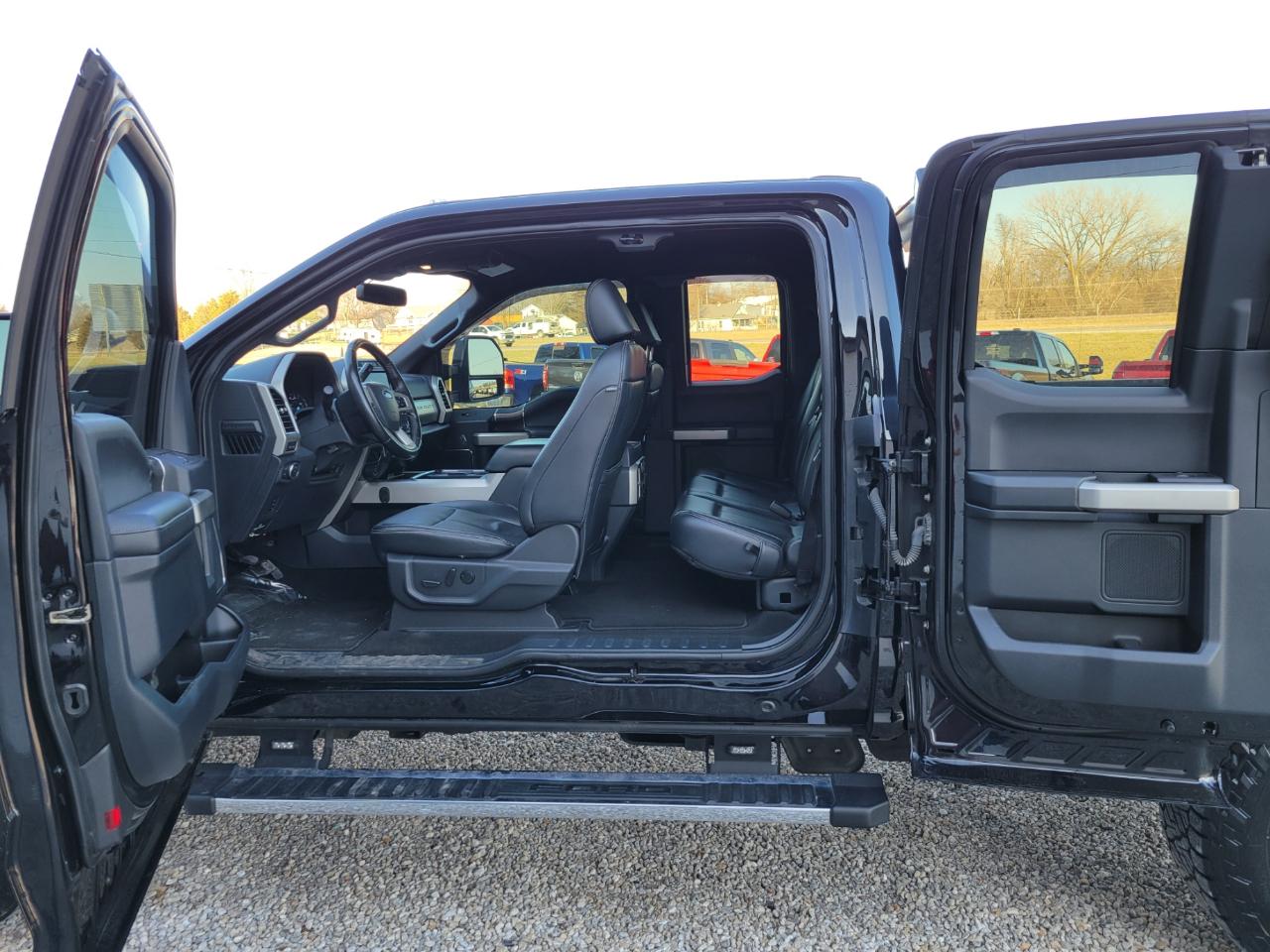 Ford F-350 SD Lariat SuperCab 4WD 2022