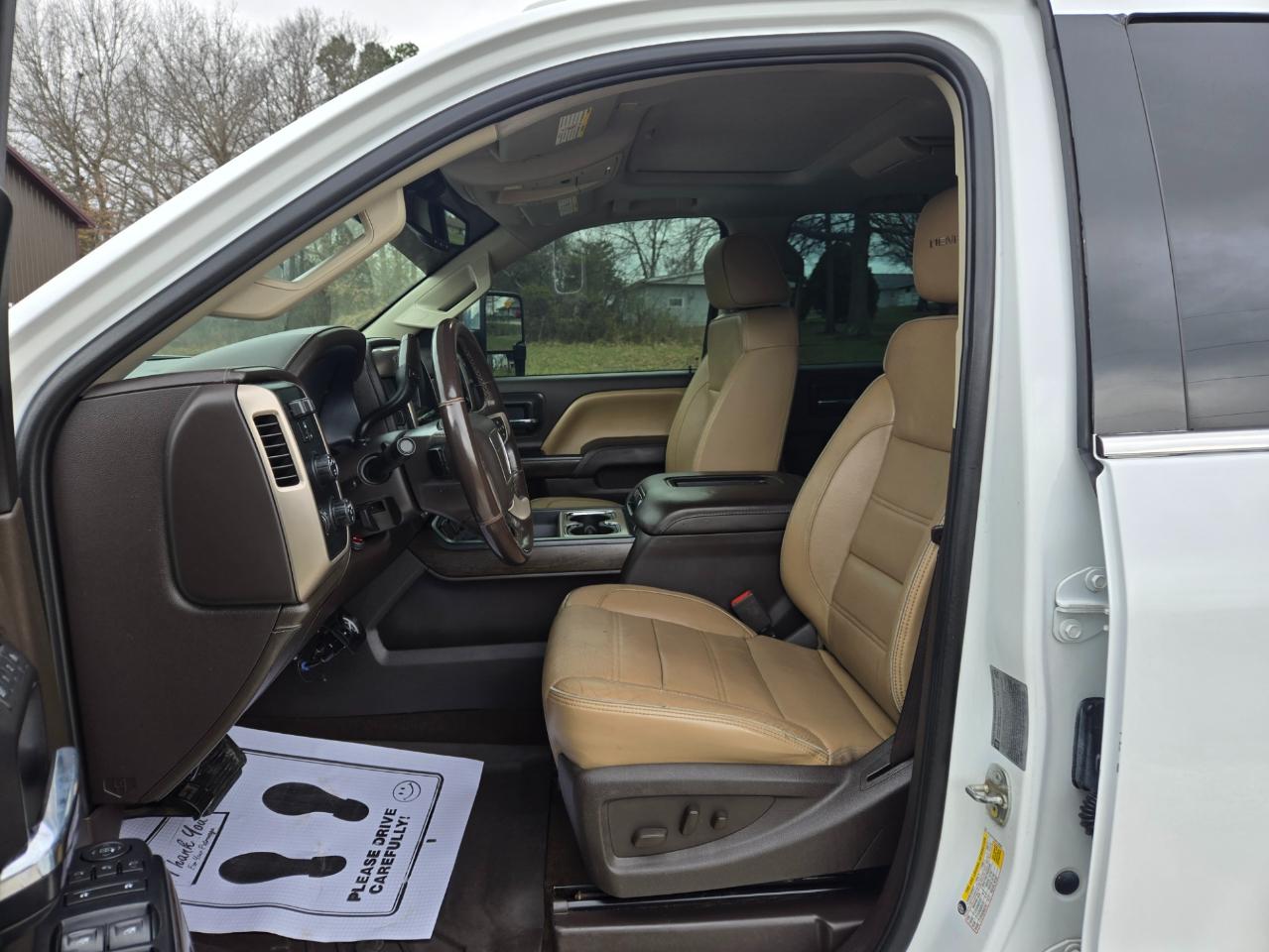 GMC Sierra 3500HD Denali Crew Cab 4WD 2017