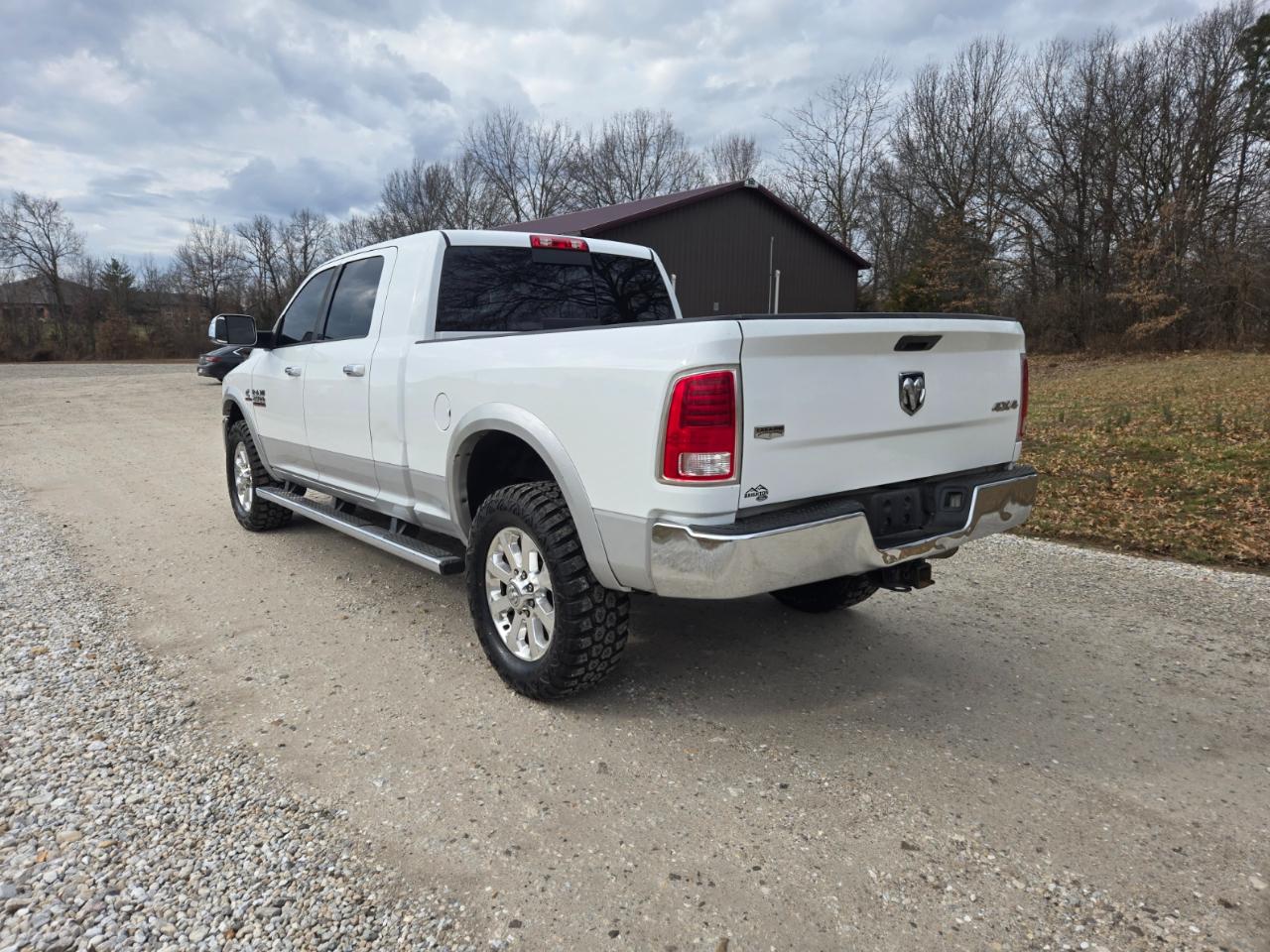 RAM 2500 Laramie Mega Cab 4WD 2013