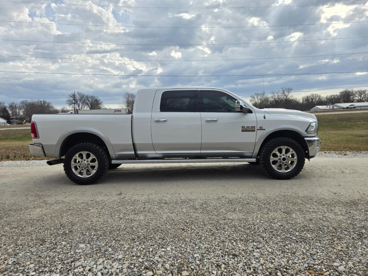 RAM 2500 Laramie Mega Cab 4WD 2013