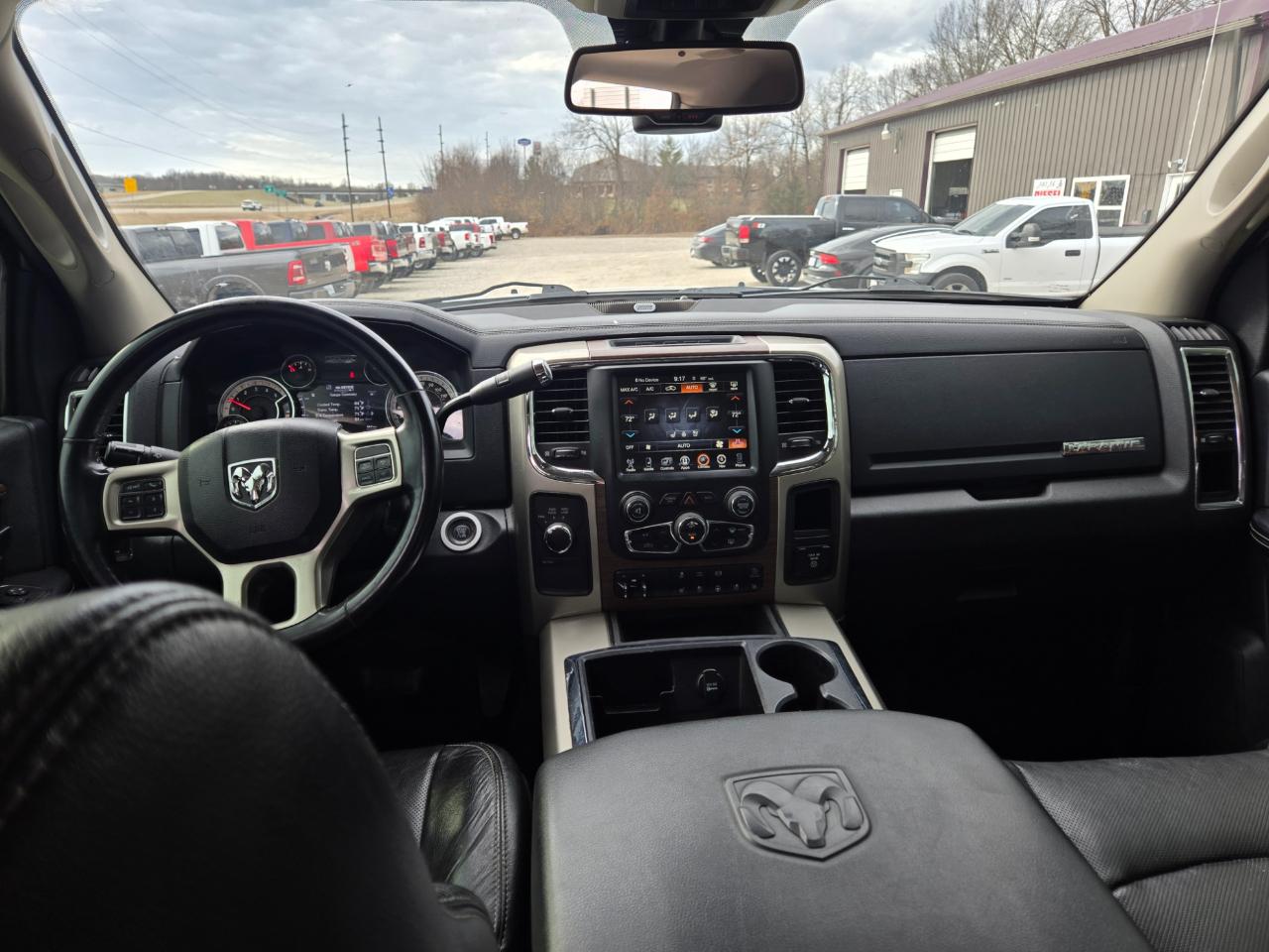 RAM 2500 Laramie Mega Cab 4WD 2013