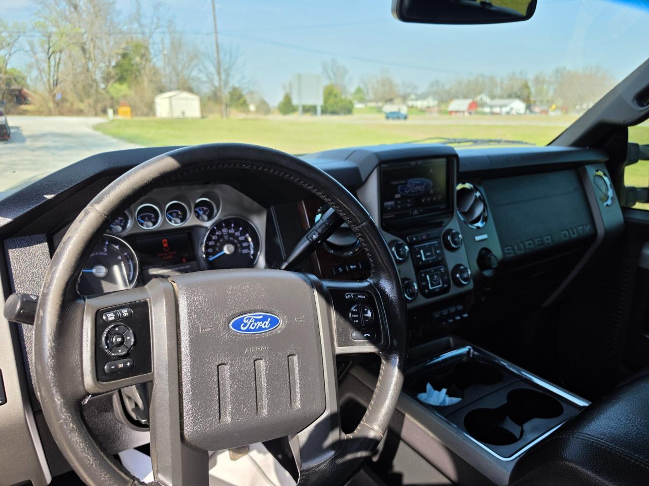 Ford F-350 SD Lariat Crew Cab 4WD 2013