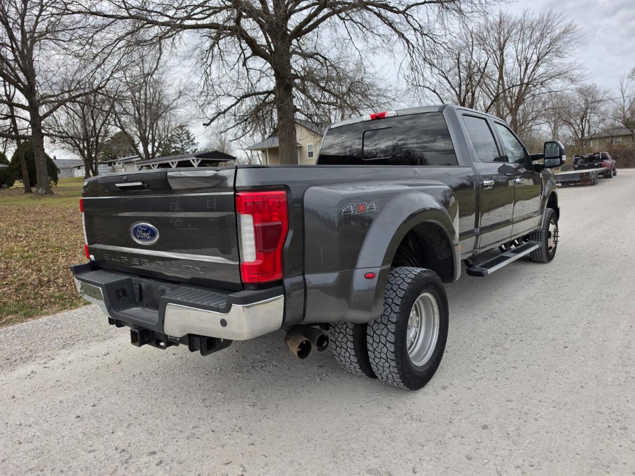Ford F-350 SD Lariat Crew Cab LWB DRW 4WD 2019