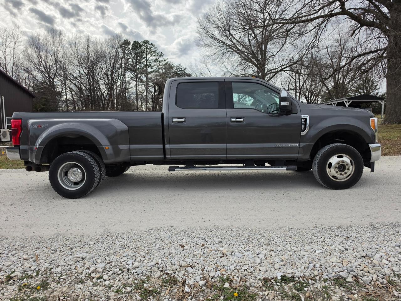 Ford F-350 SD Lariat Crew Cab LWB DRW 4WD 2019