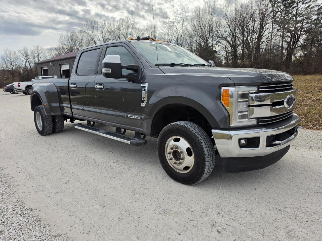 Ford F-350 SD Lariat Crew Cab LWB DRW 4WD 2019