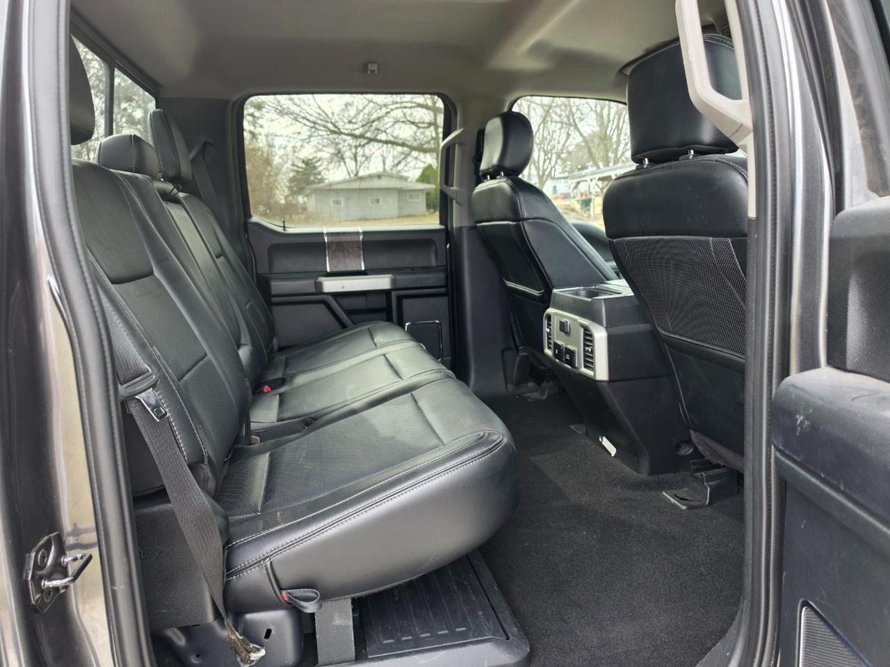 Ford F-350 SD Lariat Crew Cab LWB DRW 4WD 2019