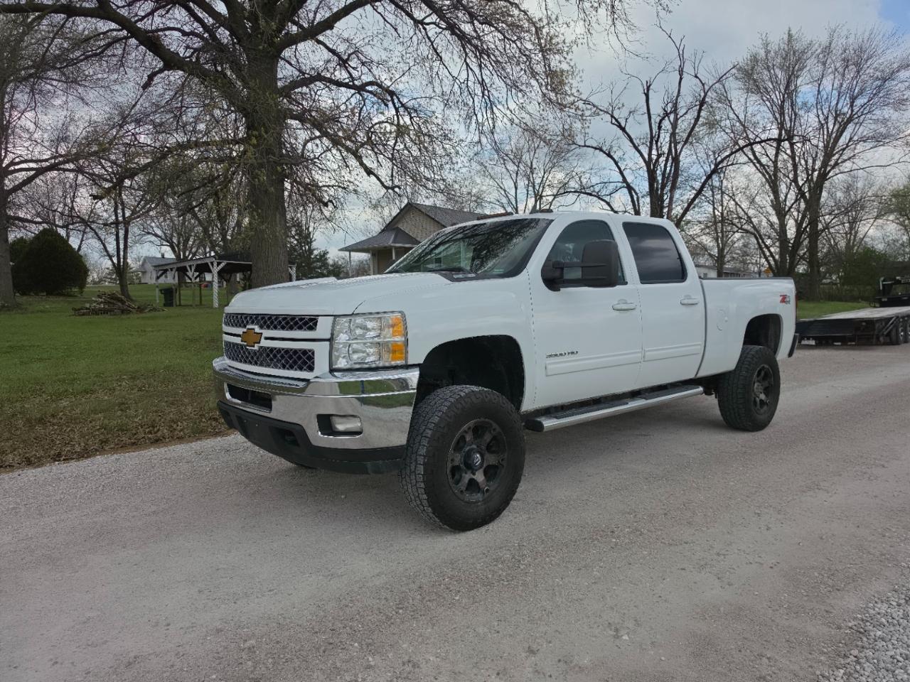 2014 Chevrolet Silverado 3500HD LTZ Crew Cab 4WD