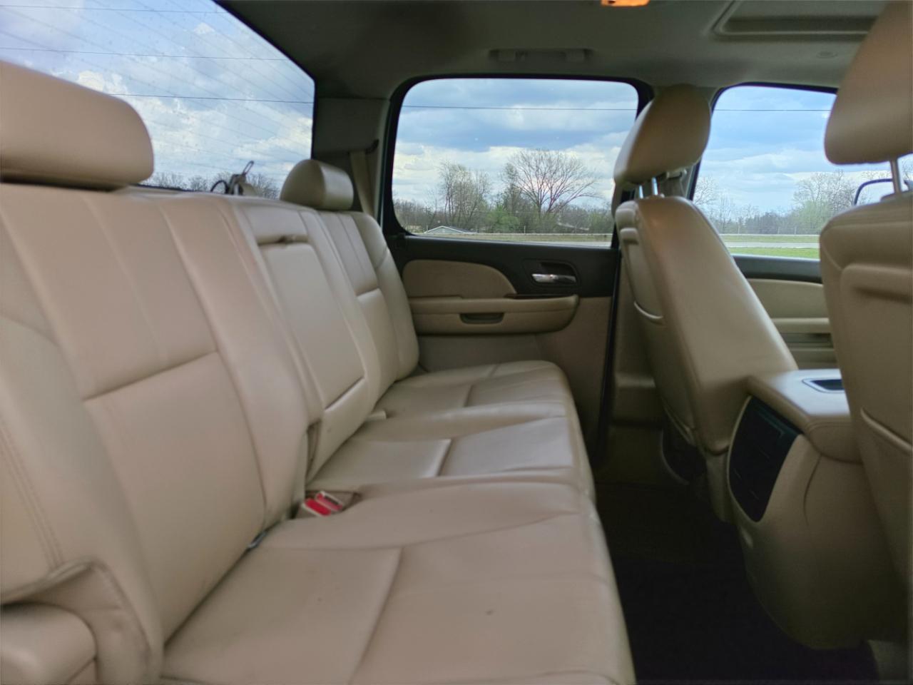 Chevrolet Silverado 3500HD LTZ Crew Cab 4WD 2014