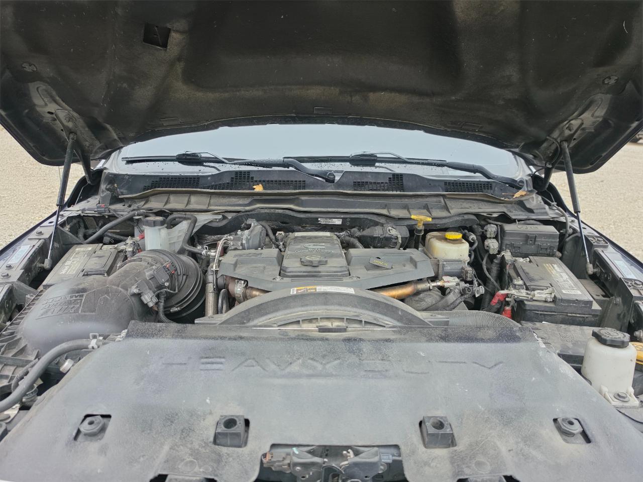 RAM 3500 Laramie Crew Cab SWB 4WD 2018